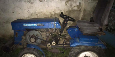 На Здолбунівщині вкрали трактор та возили ним металобрухт (ФОТО)